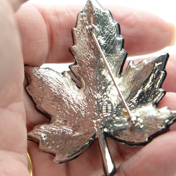 Similar Items to Vintage Enameled and Rhinestone Embellished  Kenneth Jay Lane KJL Black Enamel Crystal Leaf with Frog Pin Brooch